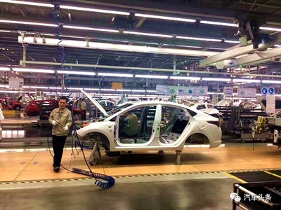 頭條·快訊 | 傳北現滄州工廠停產？中方“一把手”現場辟謠，汽車銷售或將迎來新格局